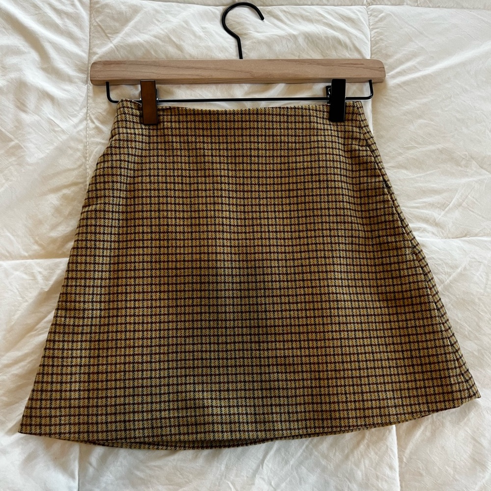 ARITZIA plaid skirt